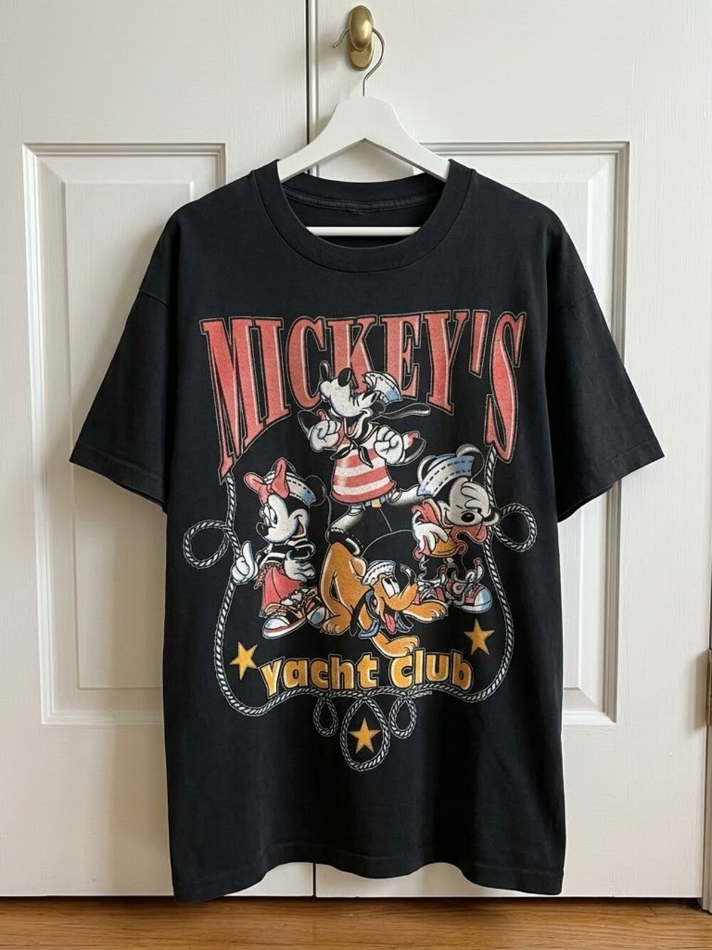 90’s Mickey’s Yacht Club Disney T-Shirt